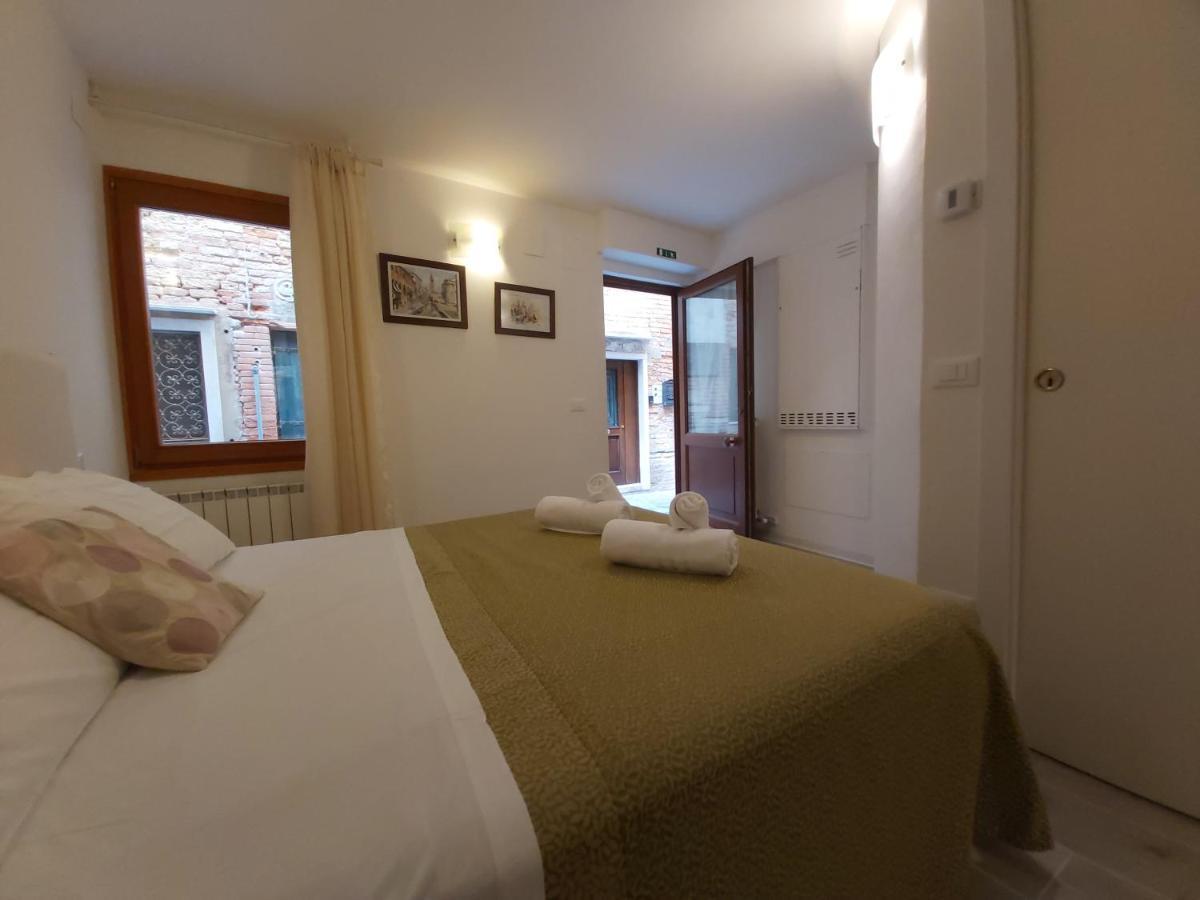 Veneziacentopercento Rooms Bagian luar foto